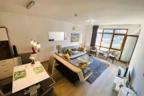 Flat with English patio in 