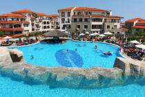 Haus mit Schwimmbad in 