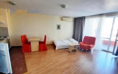 One bedroom flat for sale on the first line in Ravda ID1739 Photo 2