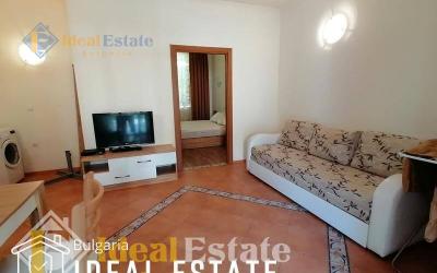 Квартира с двориком в курорте Елените ID1243 Фото 5