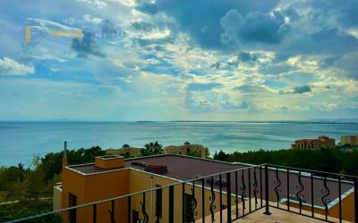 Просторная квартира с панорамным видом на море в комплексе Sea Fort Club в Святом Власе — ID2797 Фото 1
