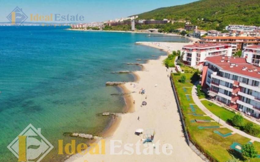 Buy a sea front flat ID1285 Photo 9
