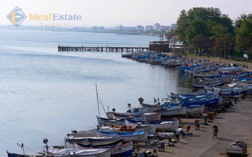 Mieszkanie dwupokojowe na pierwszej linii w Pomorie — widok na morze, brak opłaty eksploatacyjnej ID2729 Zdjęcie 14
