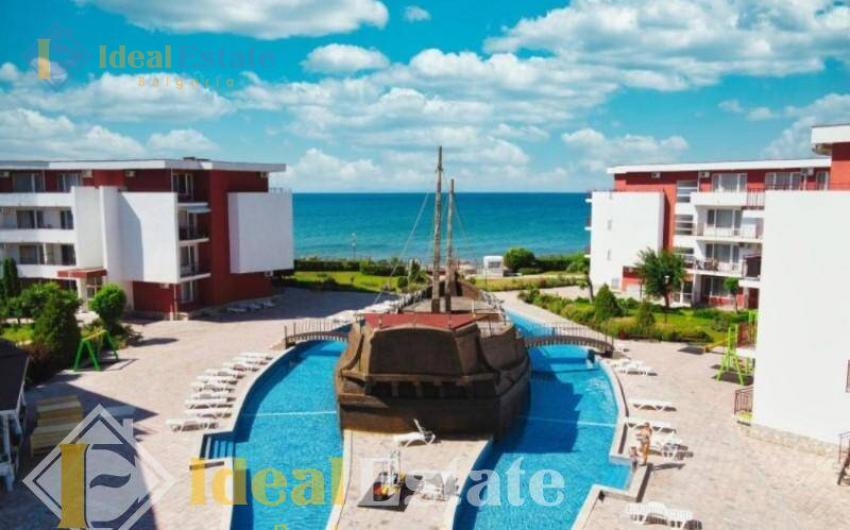 Buy a sea front flat ID1285 Photo 12