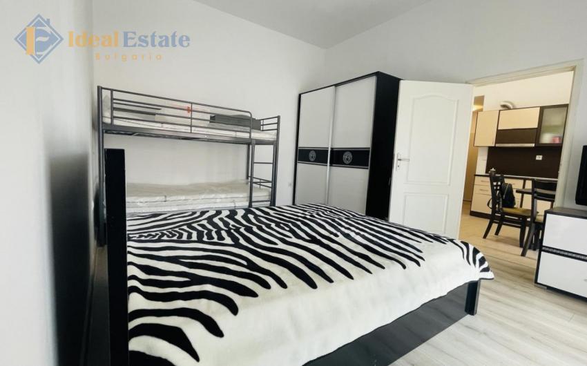 Affordable front line flat for sale ID1857 Photo 7