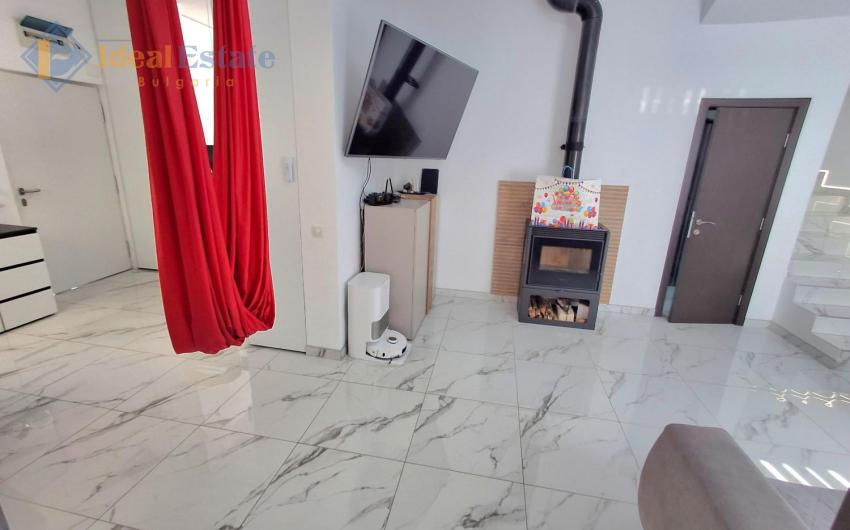 Zweistöckiges Haus mit drei Schlafzimmern in erster Meereslinie im Majestic Sea Village, Lahana – Sarafovo — ID2841 Foto 3