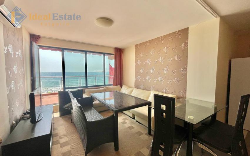 One bedroom flat with panoramic sea views on the first line ID2718 Photo 2