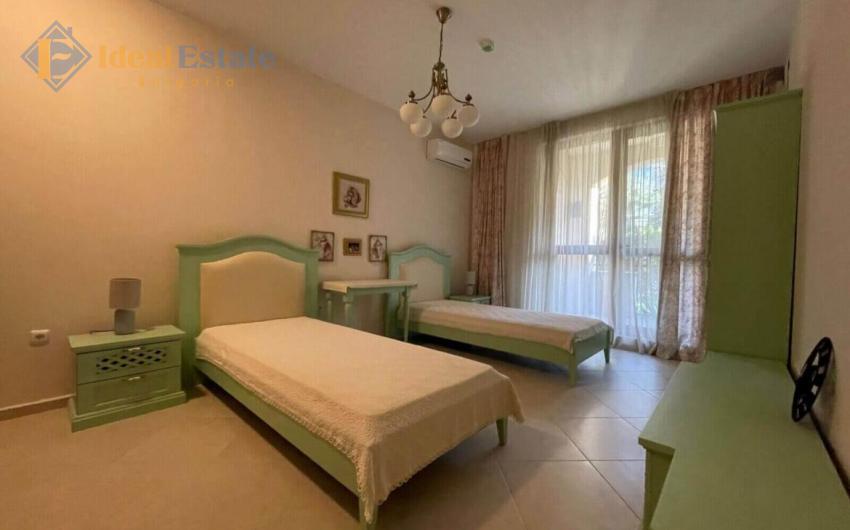 Erdgeschosswohnung mit vier Schlafzimmern ID1657 Foto 21