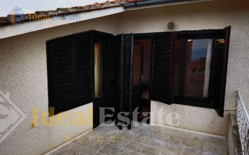Zweistöckiges Haus in Kosharitsa ID1583 Foto 9