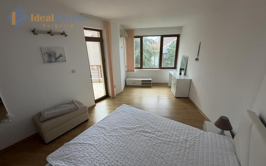 Zweistöckiges Haus mit zwei Schlafzimmern und Kamin im Almond Hill Villas, Kosharitsa — ID2840 Foto 24