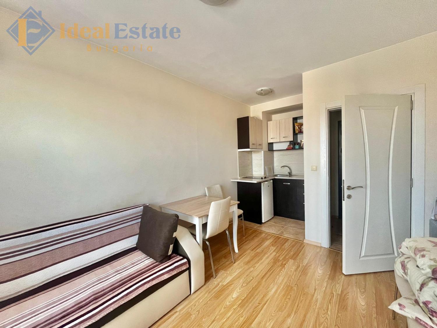 Продаж квартири в красивому комплексі в центрі Равди ID2219 Фото збільшене 2