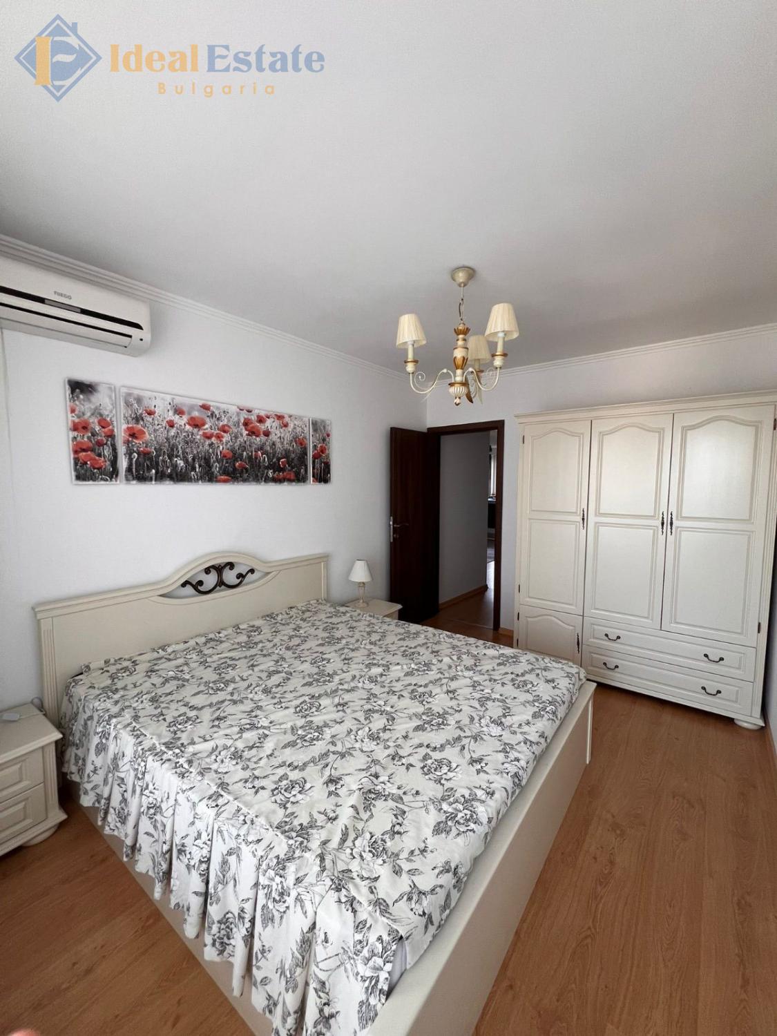 Zu verkaufen: Ein-Zimmer-Apartment im Komplex 