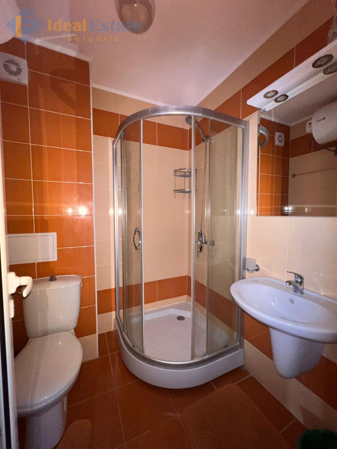 Zu verkaufen: Ein-Zimmer-Apartment im Komplex 