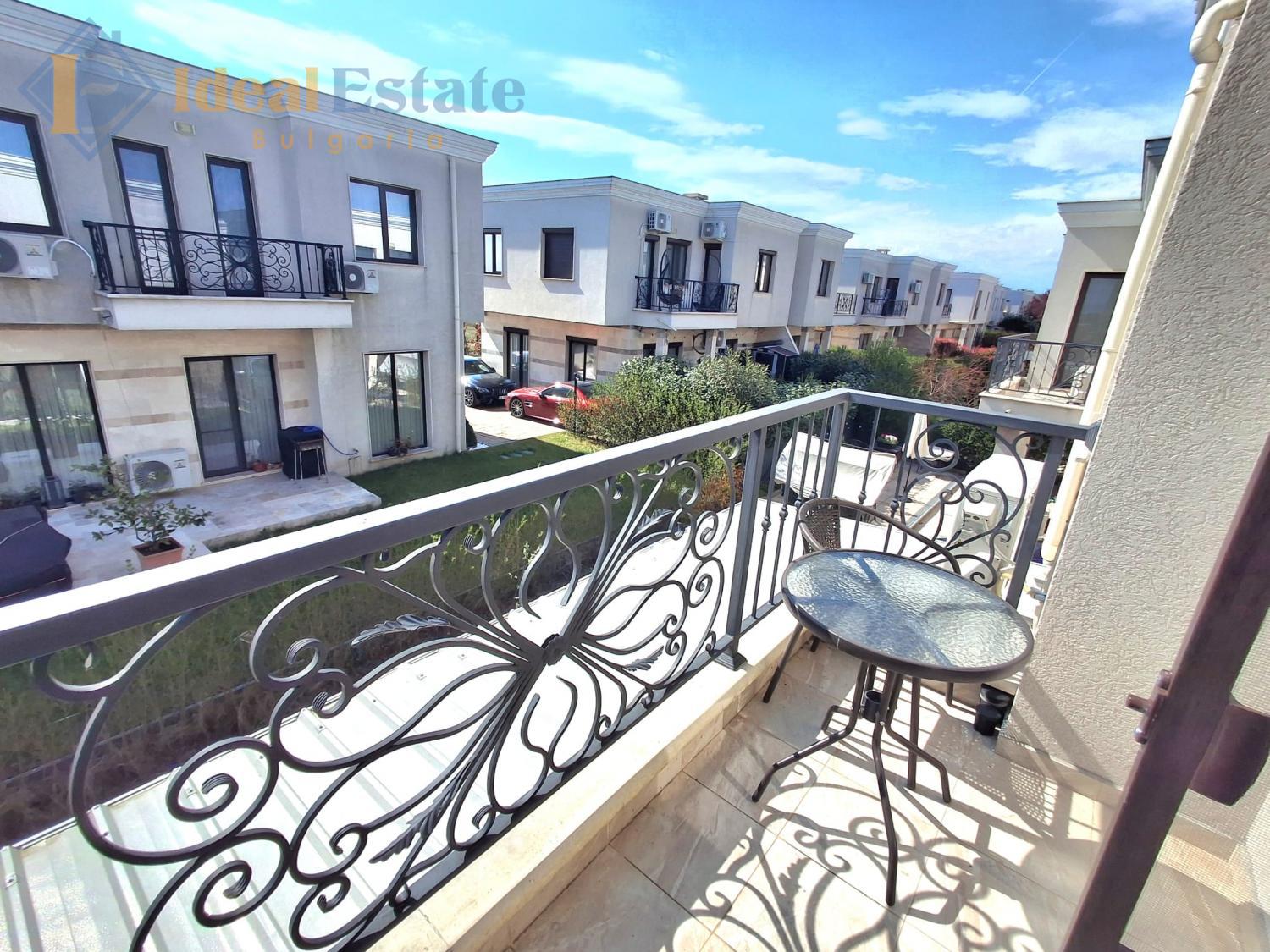 Zweistöckiges Haus mit drei Schlafzimmern in erster Meereslinie im Majestic Sea Village, Lahana – Sarafovo — ID2841 Vergrößertes Foto 19