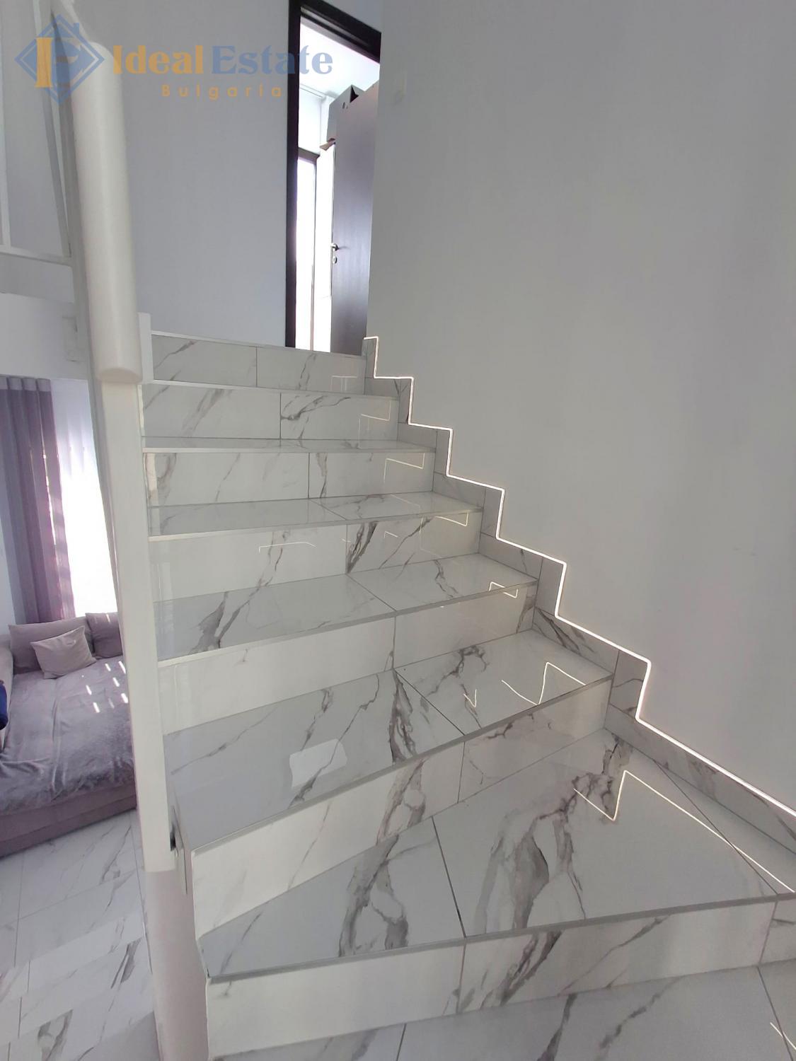 Zweistöckiges Haus mit drei Schlafzimmern in erster Meereslinie im Majestic Sea Village, Lahana – Sarafovo — ID2841 Vergrößertes Foto 21