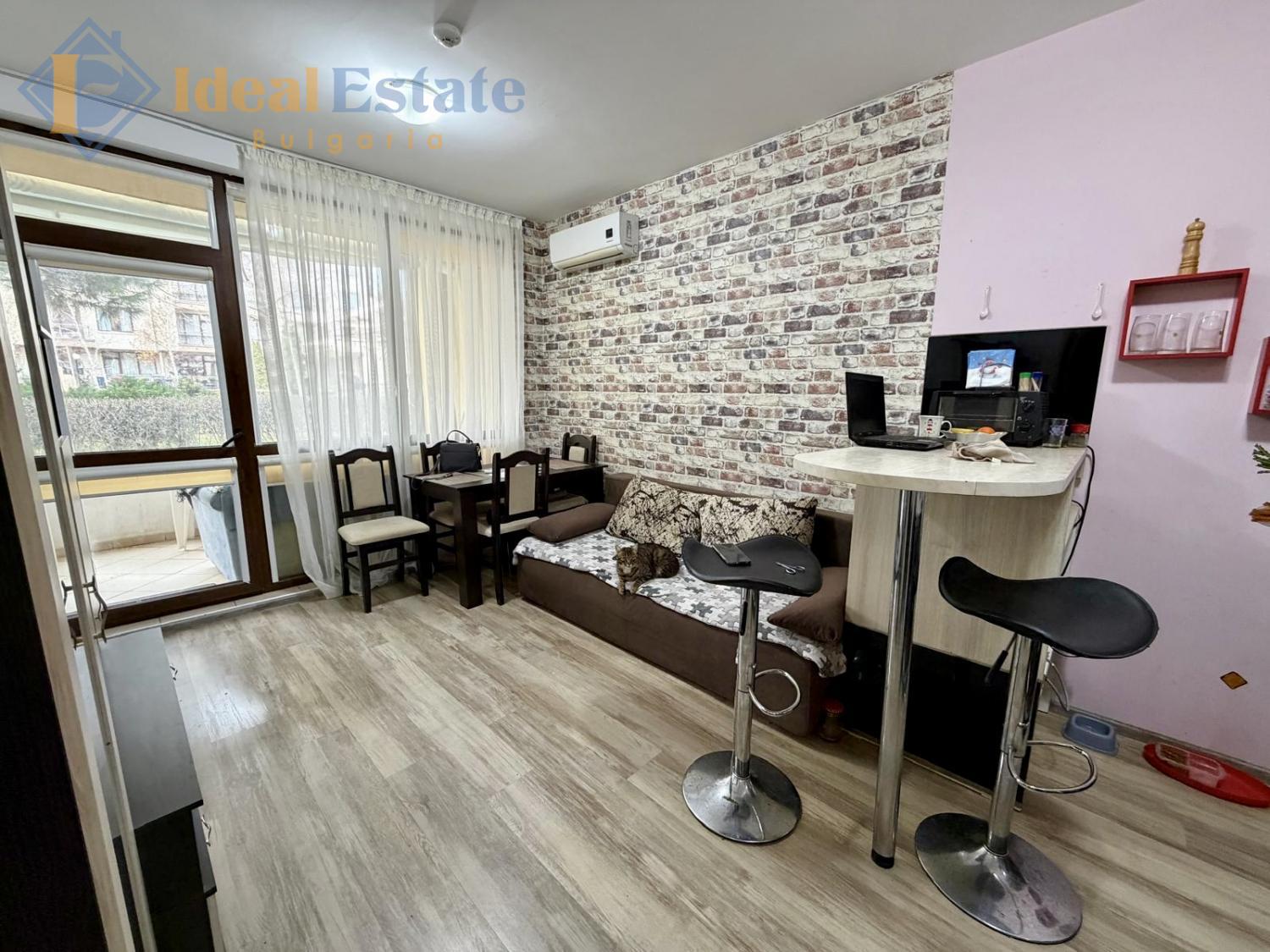 Zwei-Zimmer-Wohnung nahe dem Meer im Komplex Sorrento Sole Mare — 250 Meter zum Strand ID2740 Vergrößertes Foto 3