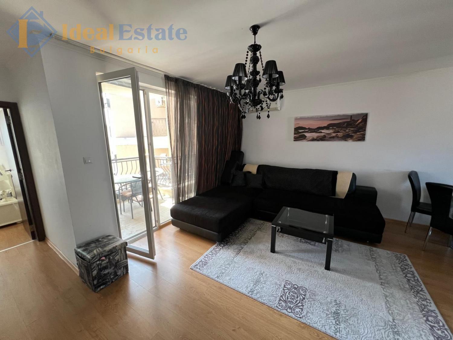 Zu verkaufen: Ein-Zimmer-Apartment im Komplex 