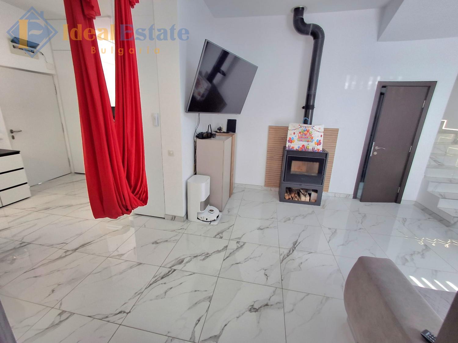 Zweistöckiges Haus mit drei Schlafzimmern in erster Meereslinie im Majestic Sea Village, Lahana – Sarafovo — ID2841 Vergrößertes Foto 3