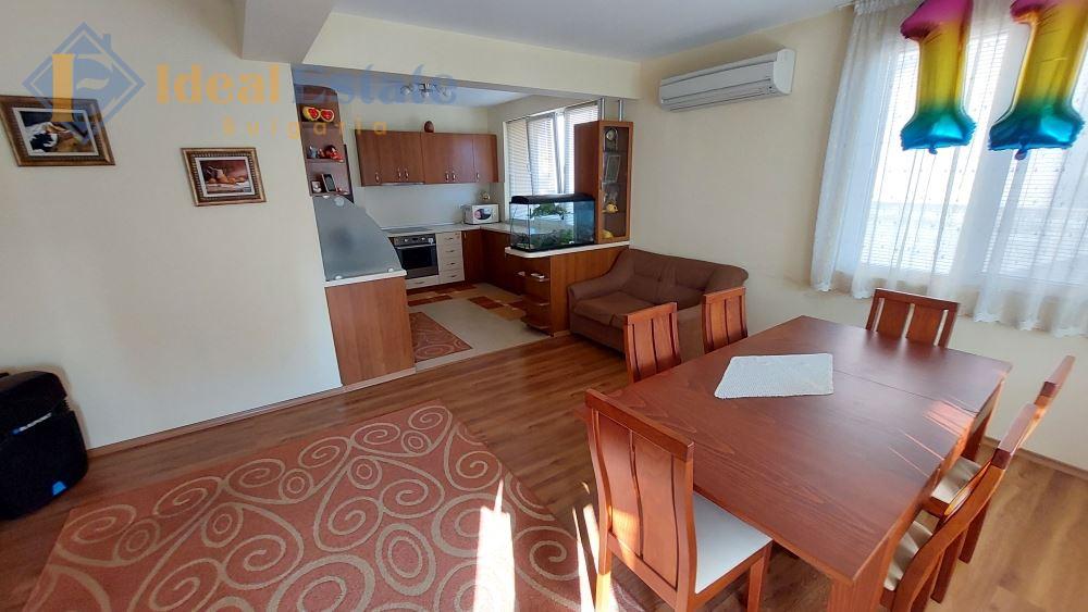 Продажа дома с тремя спальнями в Бургасе ID2000 Фото увеличенное 5
