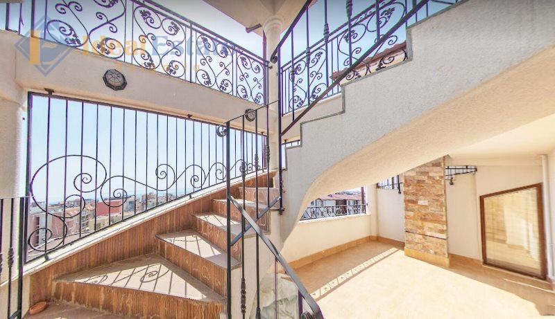 Einzigartiges Penthouse mit drei Schlafzimmern in Nessebar ID2114 Vergrößertes Foto 19
