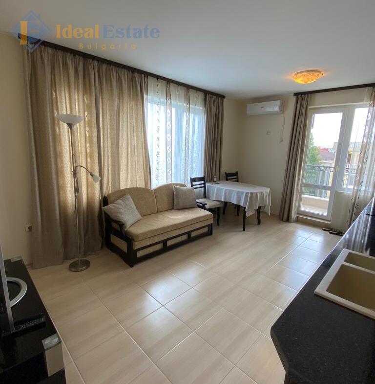Wohnung in einem Wohngebäude in Nessebar, mit Meerblick ID1835 Vergrößertes Foto 3