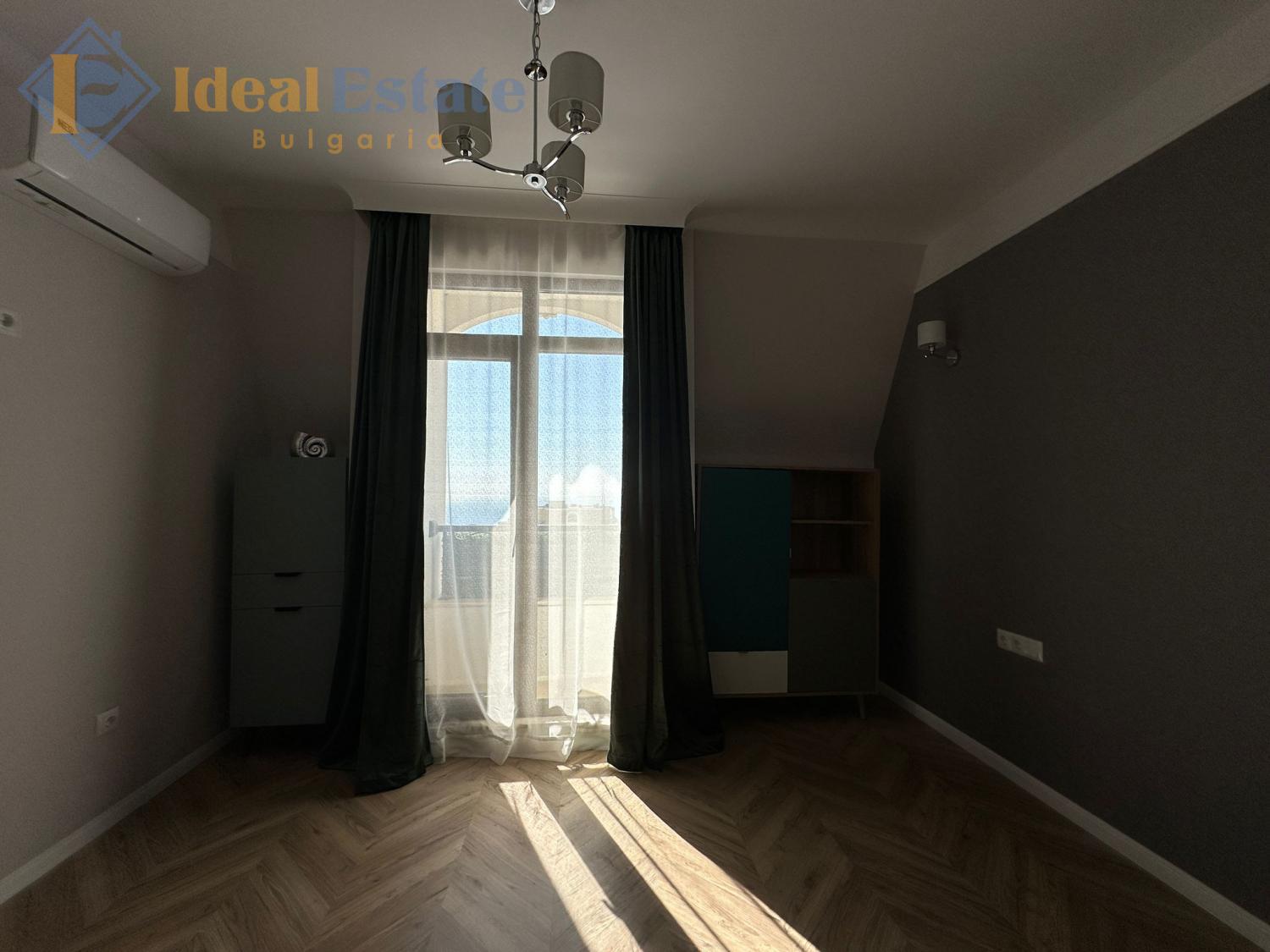 Penthouse with five rooms and sea view ID2049 Enlarged photo 11